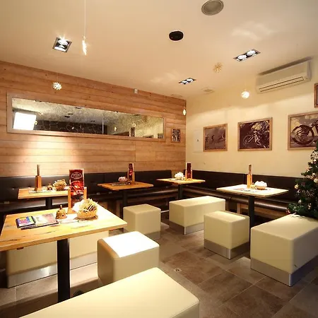 Alpine Spot Apartment *